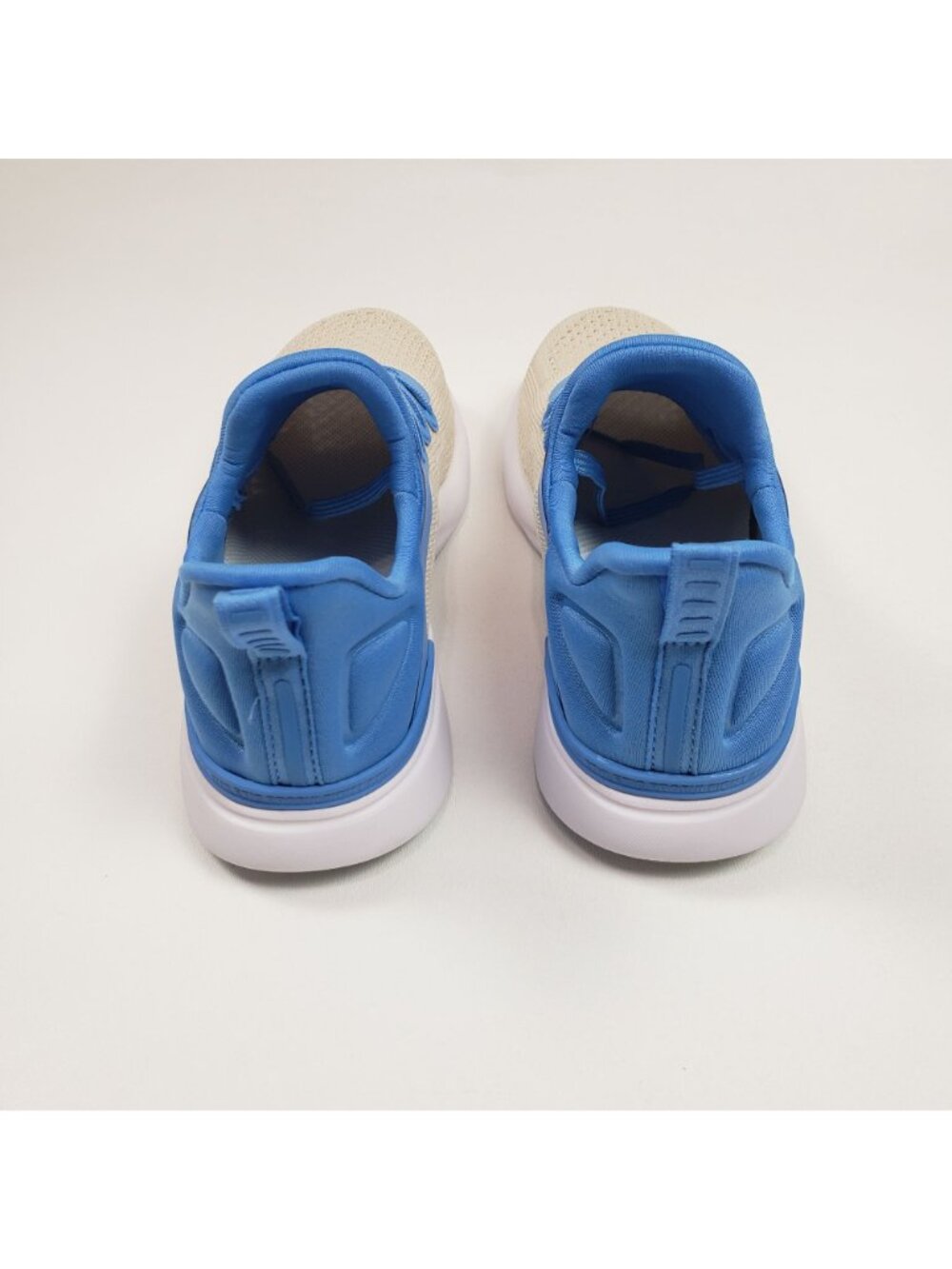 APL TechLoom Tracer Running Shoes Women’s Size 6 Coastal Blue/Beach/White NWB - Picture 11 of 16